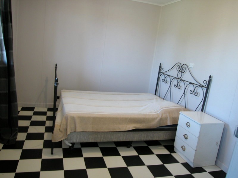 12 CAMERON STREET, Jurien Bay WA 6516