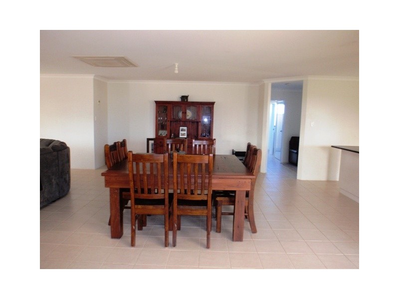 8 PEACEFUL BAY PARADE, Jurien Bay WA 6516