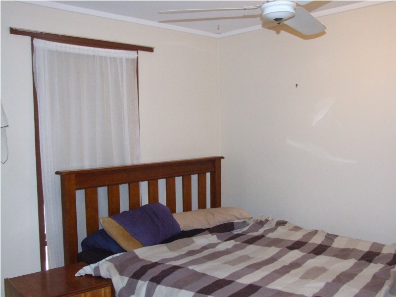 6 BELL COURT, Leeman WA 6514