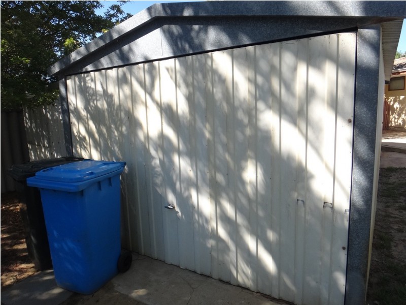 6 BELL COURT, Leeman WA 6514