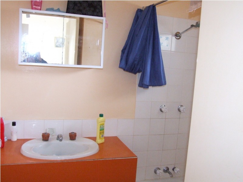 6 BELL COURT, Leeman WA 6514