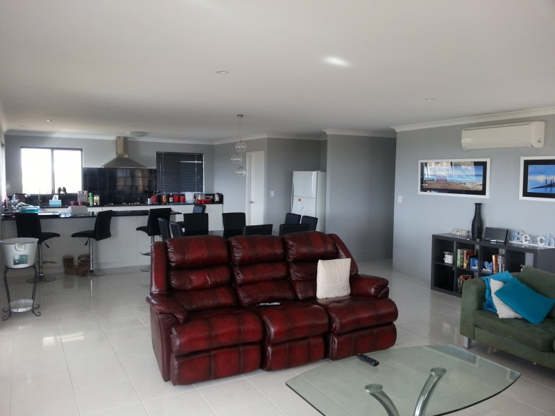 2 BAYVIEW COURT, Jurien Bay WA 6516