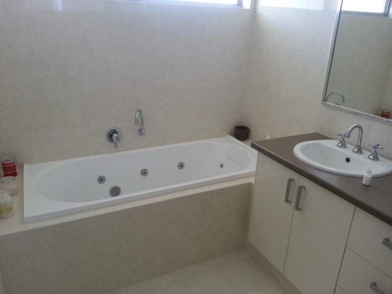 2 BAYVIEW COURT, Jurien Bay WA 6516