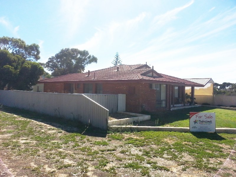 1 BANKSIA CLOSE, Leeman WA 6514