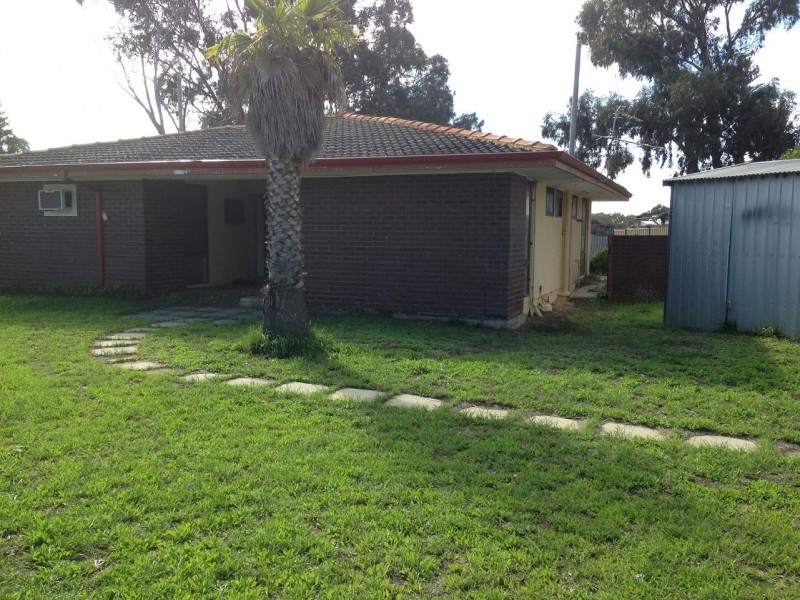 14 MORRISON PLACE, Leeman WA 6514