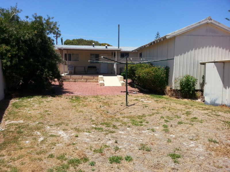 22 DRUMMOND CIRCUS, Cervantes WA 6511