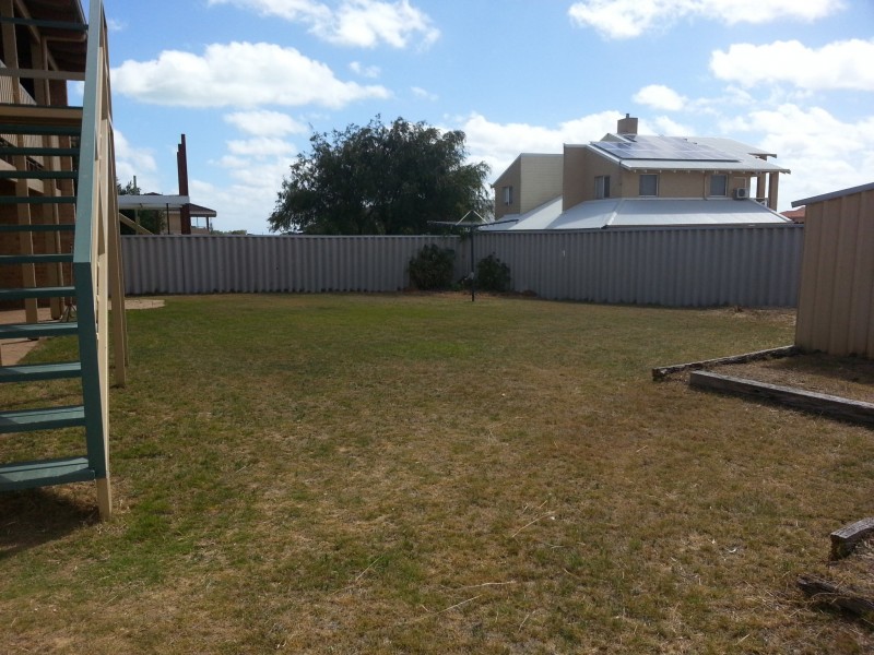 9 KARLEEN LANE, Jurien Bay WA 6516
