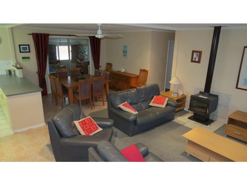 35 CAMERON STREET, Jurien Bay WA 6516