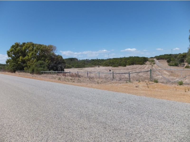 31 (Lot 100) Marine Drive, Jurien Bay WA 6516