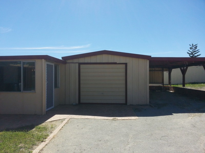 16 BONHAM STREET, Leeman WA 6514
