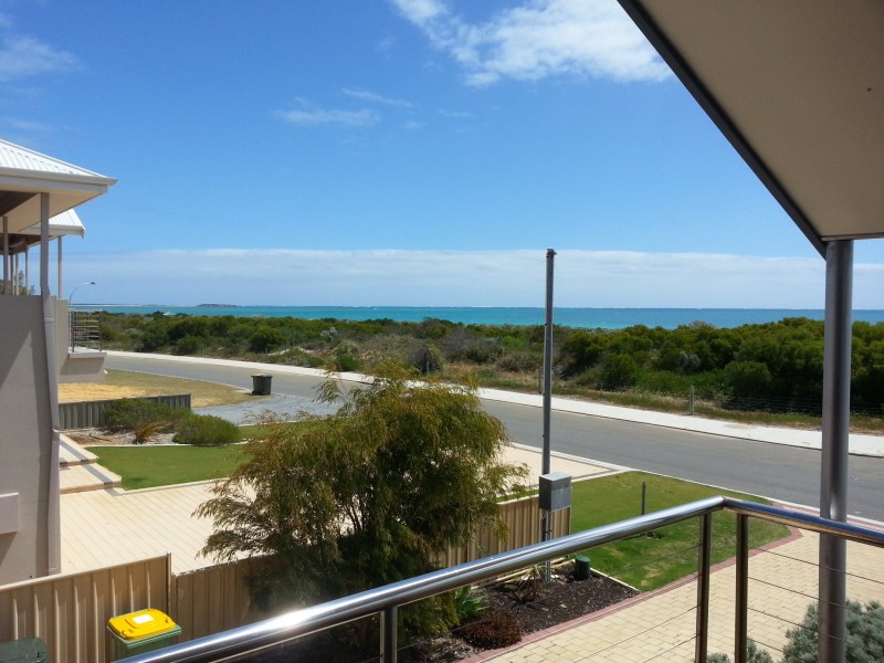 6 GRIGSON STREET, Jurien Bay WA 6516