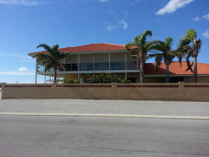 9 HEATON STREET, Jurien Bay WA 6516