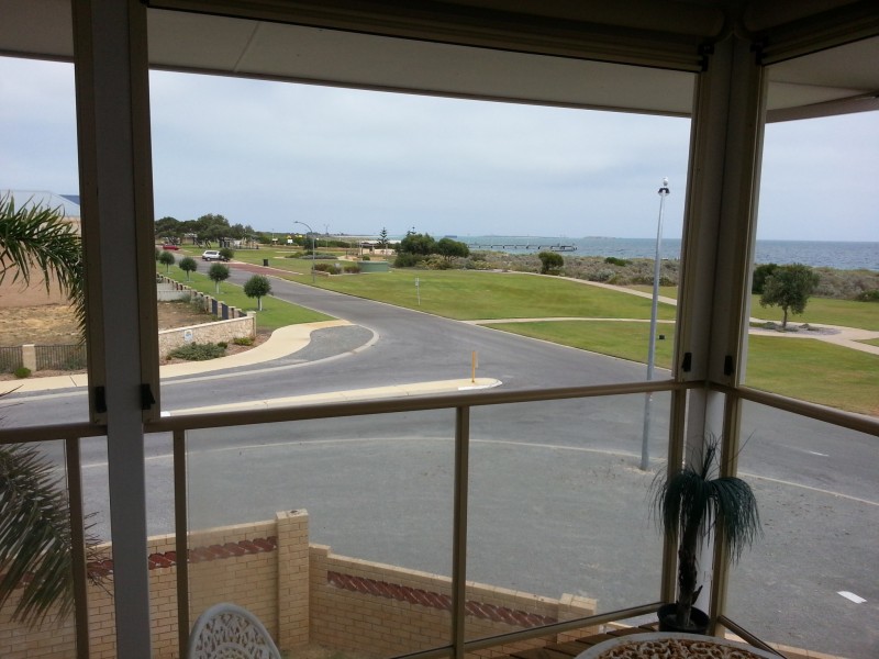 9 HEATON STREET, Jurien Bay WA 6516