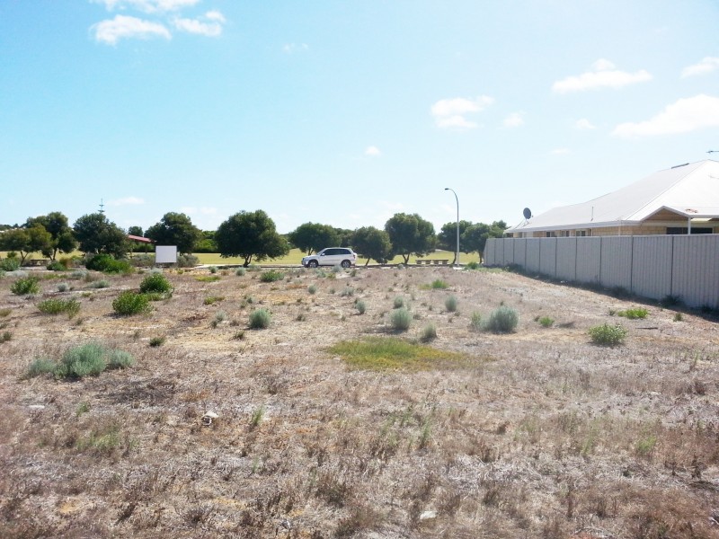 LOT 788 MIDDLETON BLVD cnr BEACHRIDGE DVE, Jurien Bay WA 6516
