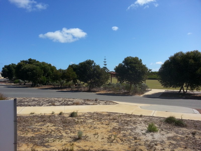 LOT 788 MIDDLETON BLVD cnr BEACHRIDGE DVE, Jurien Bay WA 6516