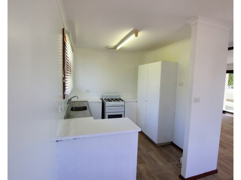 2 Osprey Close, Jurien Bay WA 6516