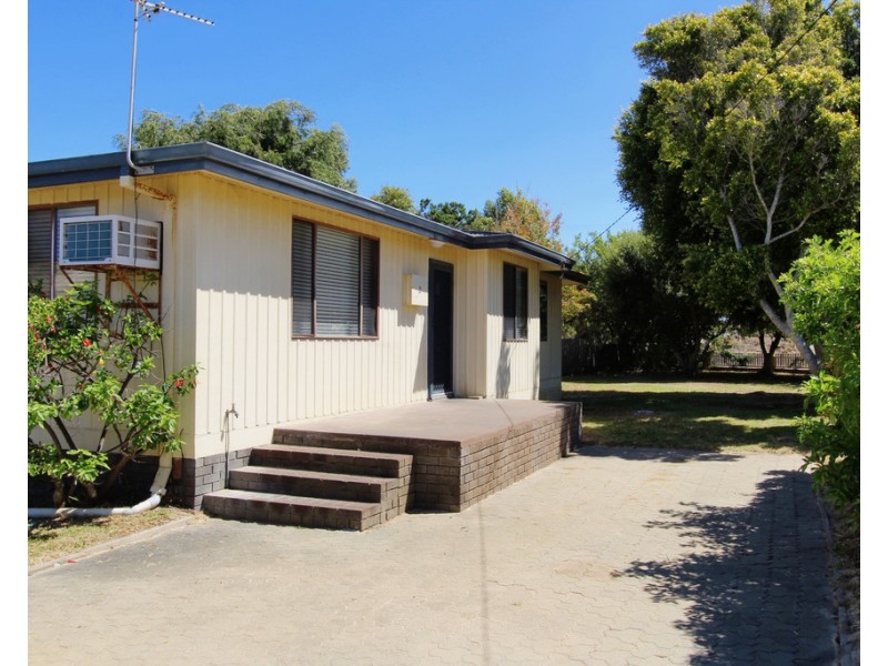 2 Osprey Close, Jurien Bay WA 6516