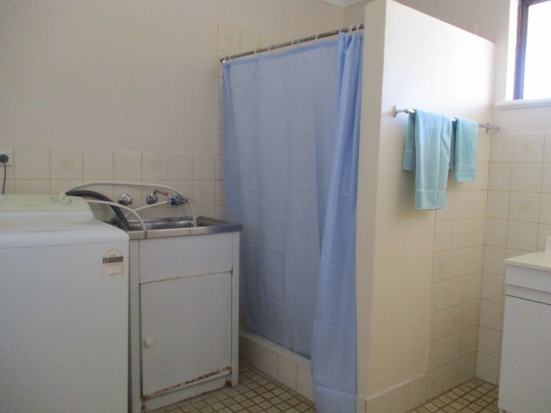 Unit 10 Ocean Beach Chalets, Jurien Bay WA 6516