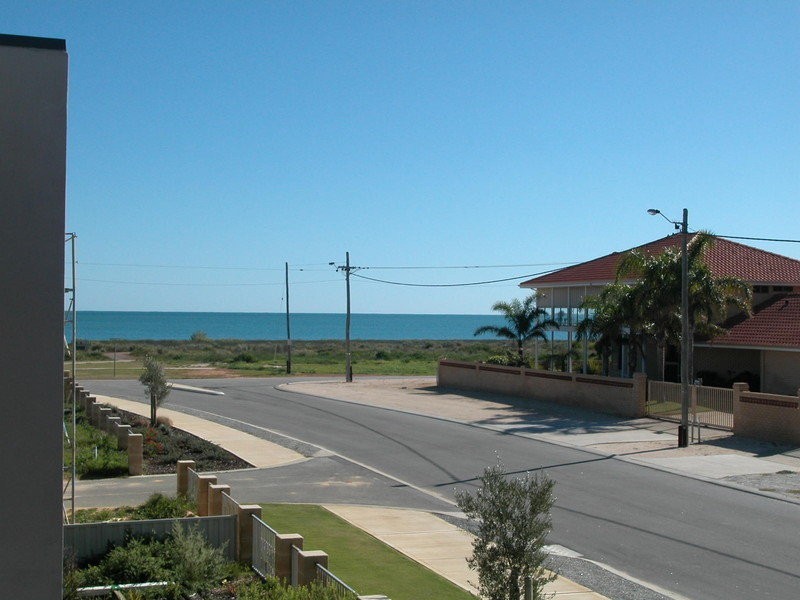 Unit 20/11 Heaton Street, Jurien Bay WA 6516