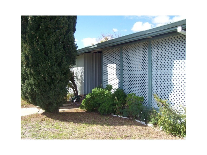 7 Hamersley Street, Jurien Bay WA 6516