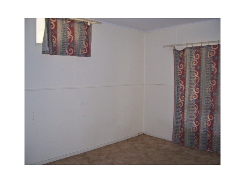 7 Hamersley Street, Jurien Bay WA 6516