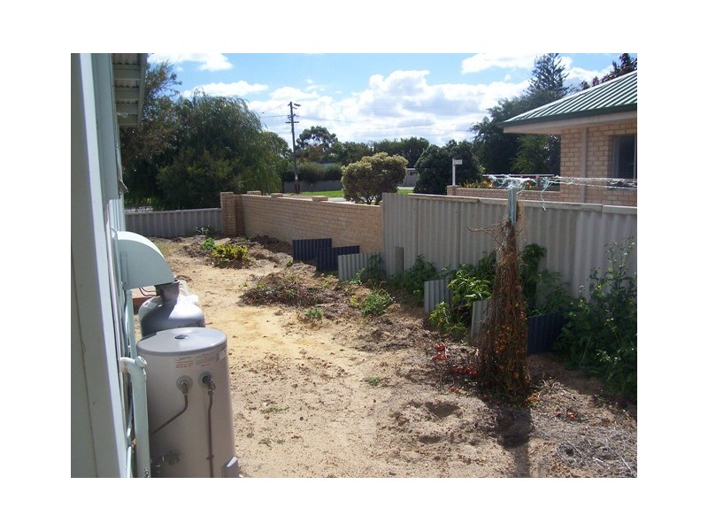 7 Hamersley Street, Jurien Bay WA 6516