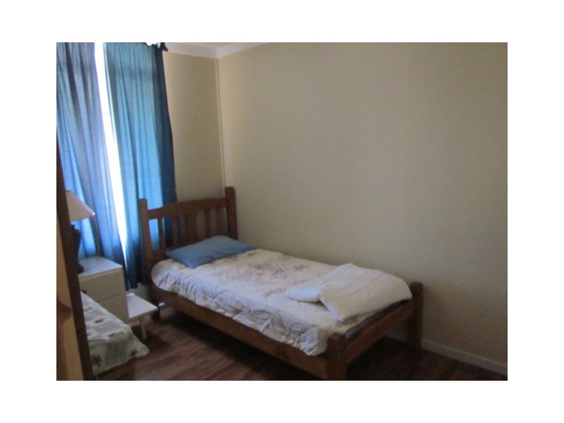 8 Heales Way, Green Head WA 6514