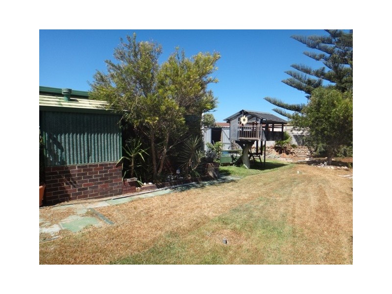 2/6 Heitman Close, Jurien Bay WA 6516