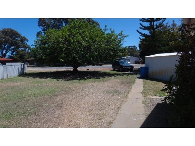 253 Bell Court, Leeman WA 6514