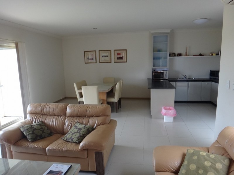 11 (U47) HEATON STREET, Jurien Bay WA 6516