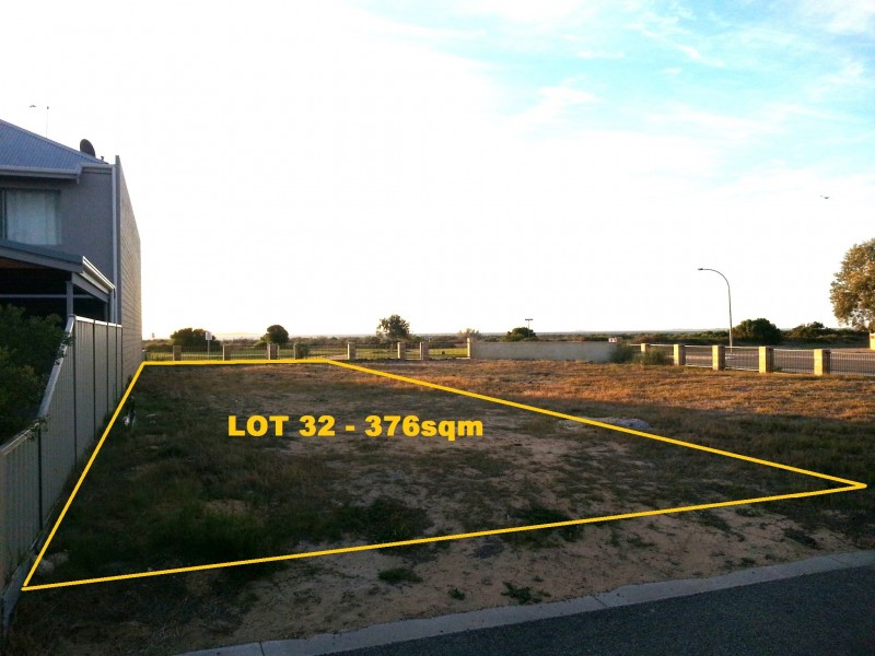 11 (LOT 32) HEATON STREET, Jurien Bay WA 6516