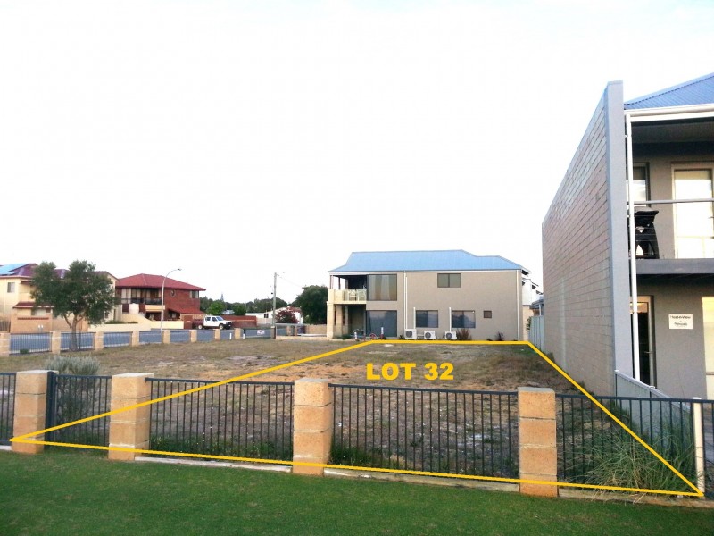 11 (LOT 32) HEATON STREET, Jurien Bay WA 6516