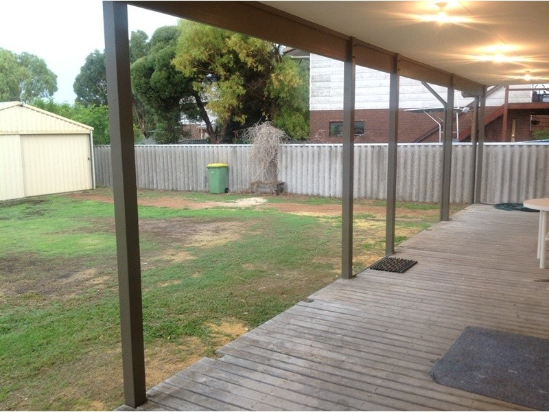 5 MALAGA COURT, Cervantes WA 6511