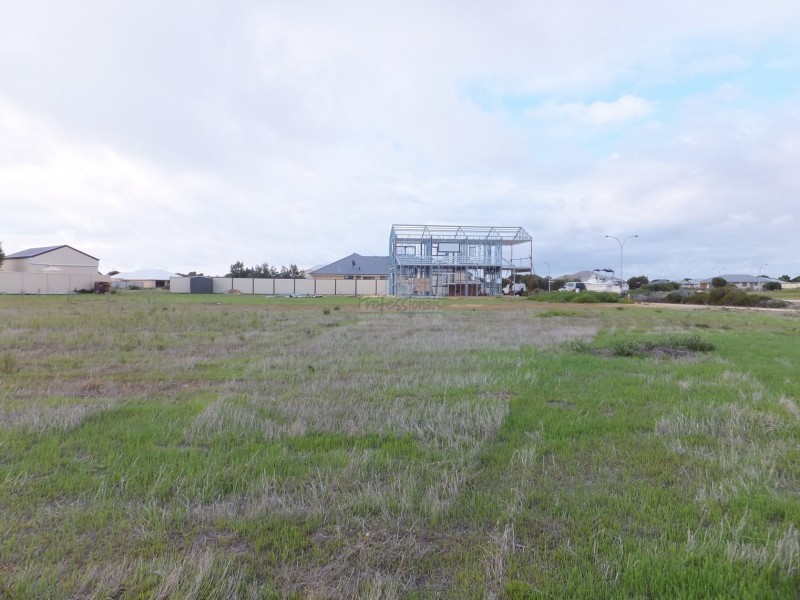 26 (LOT 685) ADRIANA PARADE, Jurien Bay WA 6516