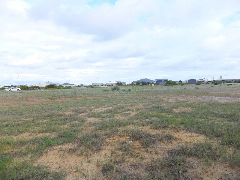 26 (LOT 685) ADRIANA PARADE, Jurien Bay WA 6516