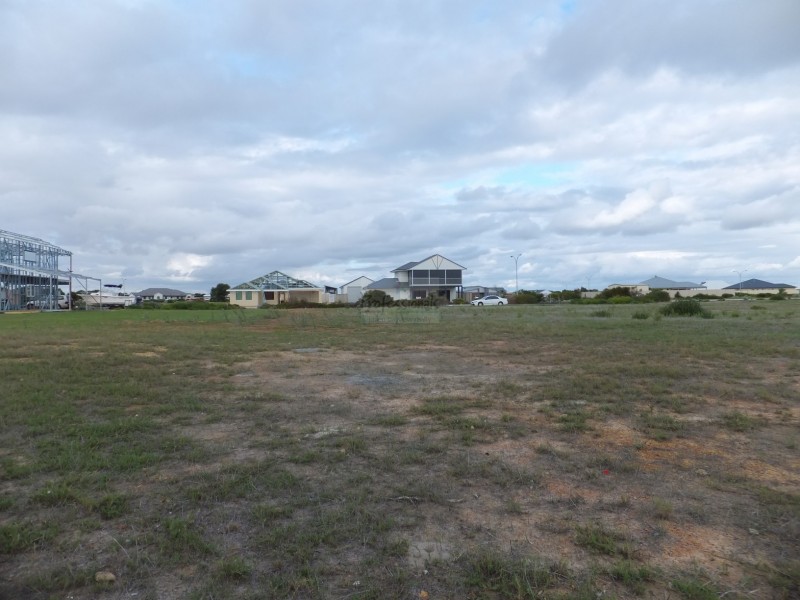 26 (LOT 685) ADRIANA PARADE, Jurien Bay WA 6516