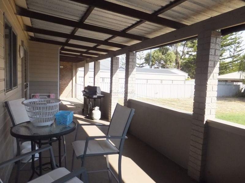 1B HASTING STREET, Jurien Bay WA 6516