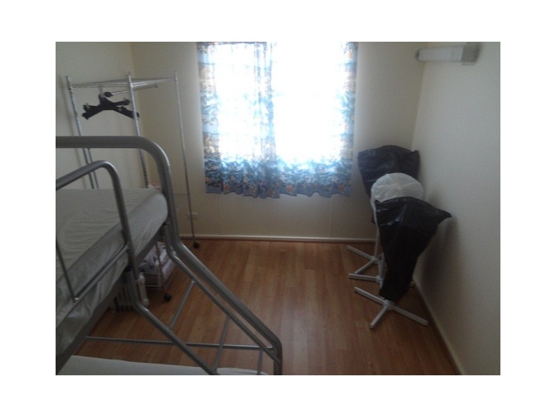 1b Hastings St, Jurien Bay WA 6516