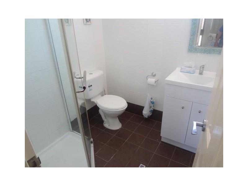 1b Hastings St, Jurien Bay WA 6516