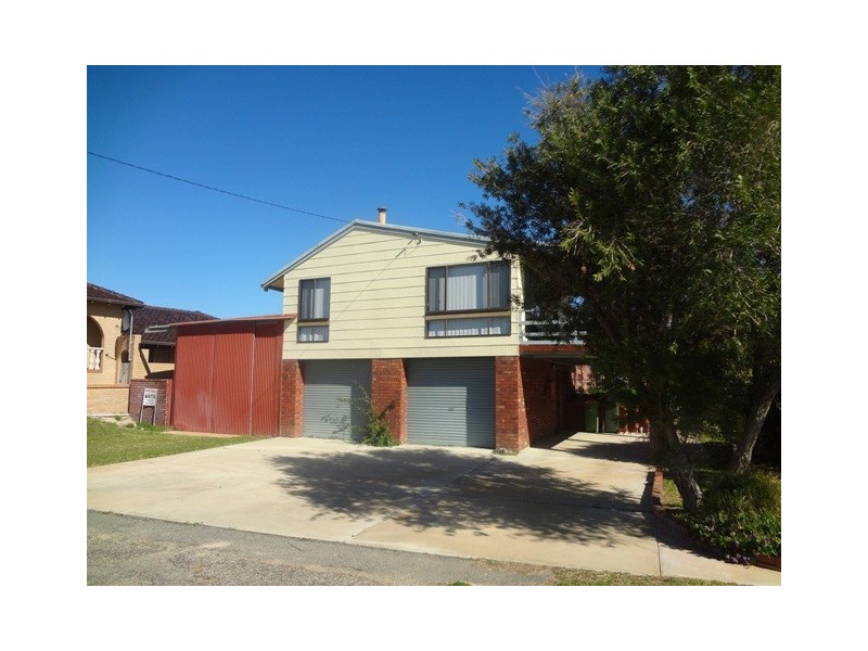 11 Bluewater Drive, Jurien Bay WA 6516