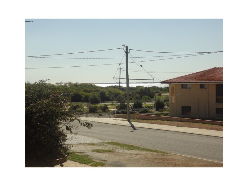 11 Bluewater Drive, Jurien Bay WA 6516
