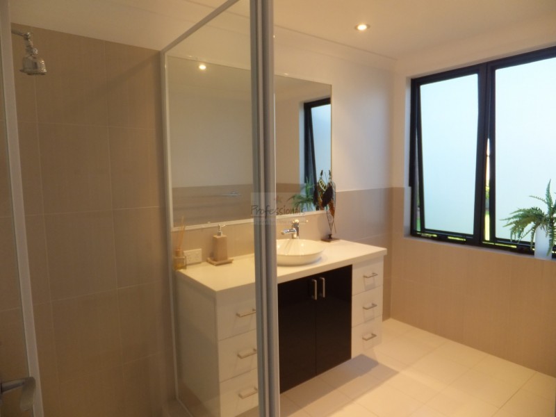 16 (LOT 354) PINETREE CIRCUIT, Jurien Bay WA 6516