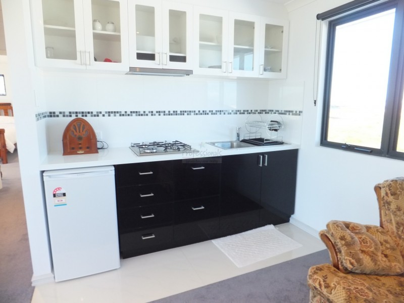 16 (LOT 354) PINETREE CIRCUIT, Jurien Bay WA 6516