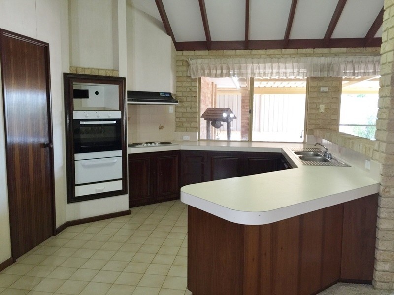 4 HASTING STREET, Jurien Bay WA 6516