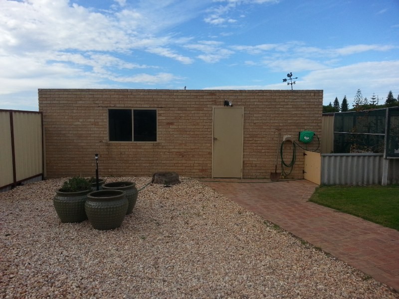 4 HASTING STREET, Jurien Bay WA 6516