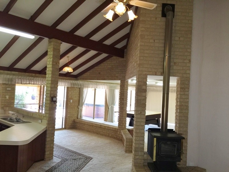 4 HASTING STREET, Jurien Bay WA 6516