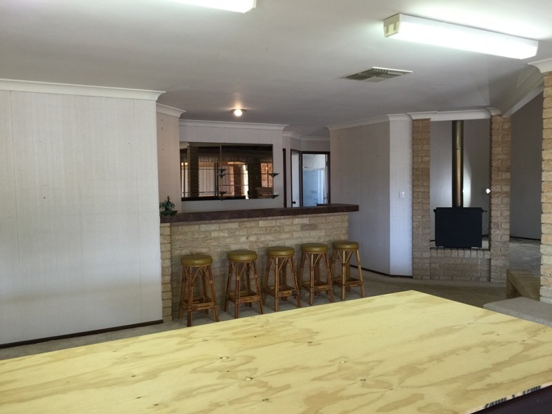 4 HASTING STREET, Jurien Bay WA 6516