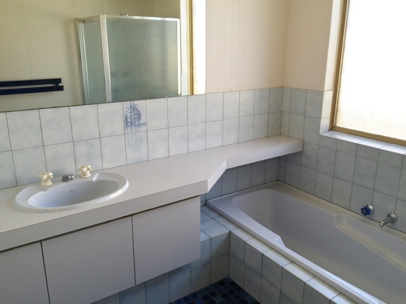 4 HASTING STREET, Jurien Bay WA 6516