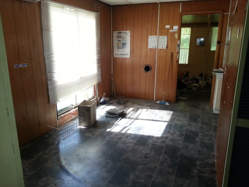 98 THOMAS STREET, Leeman WA 6514