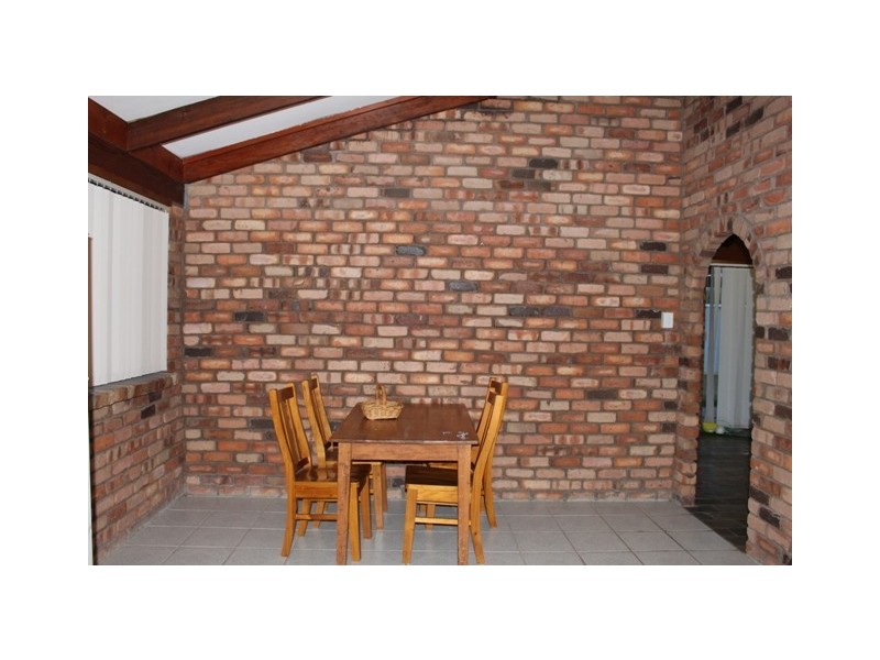 9 Segovia, Cervantes WA 6511